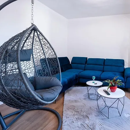 Lit Living - Luxury House - Box Spring - Parking - Exclusive Kitchen شقة *