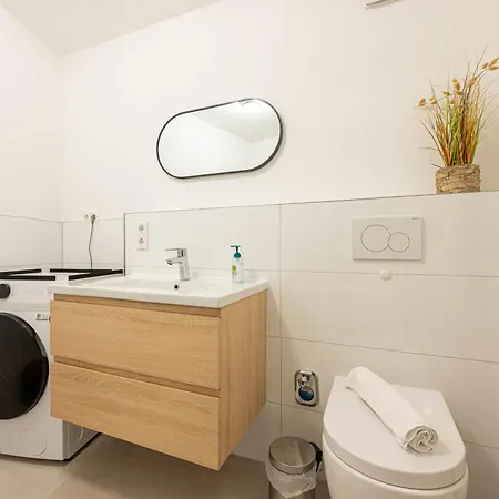 Daire Lit Living - Luxury House - Box Spring - Parking - Exclusive Kitchen *