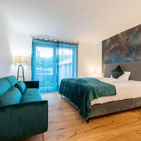 Daire Lit Living - Luxury House - Box Spring - Parking - Exclusive Kitchen Hemsbach