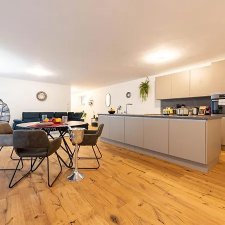 Daire Lit Living - Luxury House - Box Spring - Parking - Exclusive Kitchen Hemsbach