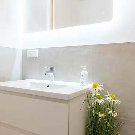 Daire Lit Living - Luxury House - Box Spring - Parking - Exclusive Kitchen *